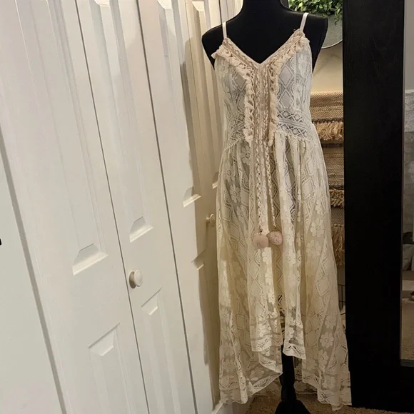 Cupshe Cream Lace High Low Maxi Dress - Picture 1 of 8
